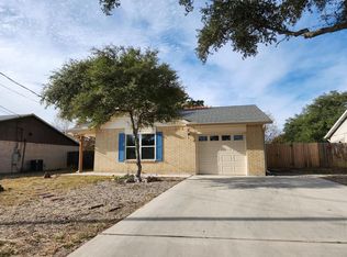 106 Stephanie Dr, Kerrville, TX 78028