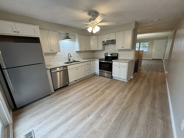 5663 Frank Ave NW — Photo 20