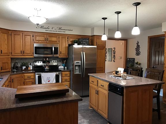 4th image of 13980 Fountain Ave N