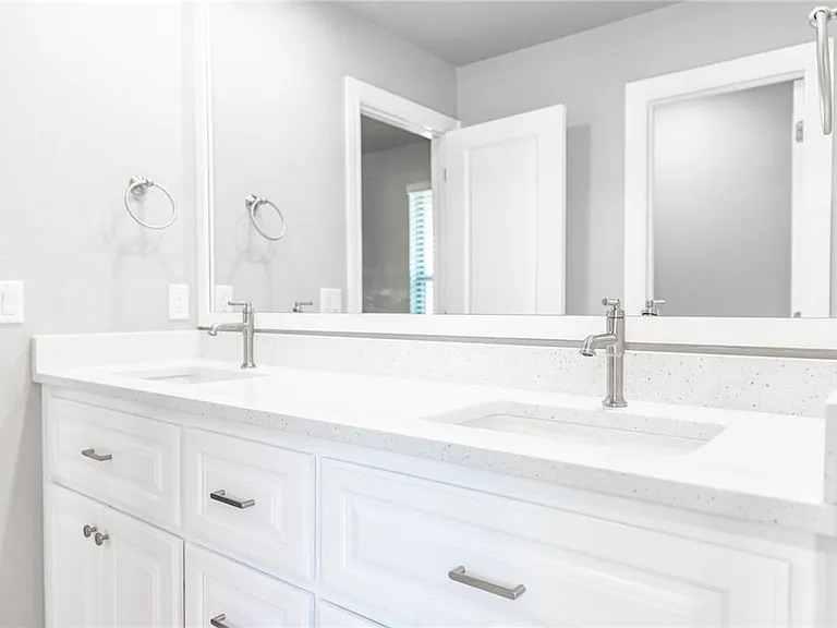 16140 Verbena Cir — Photo 8