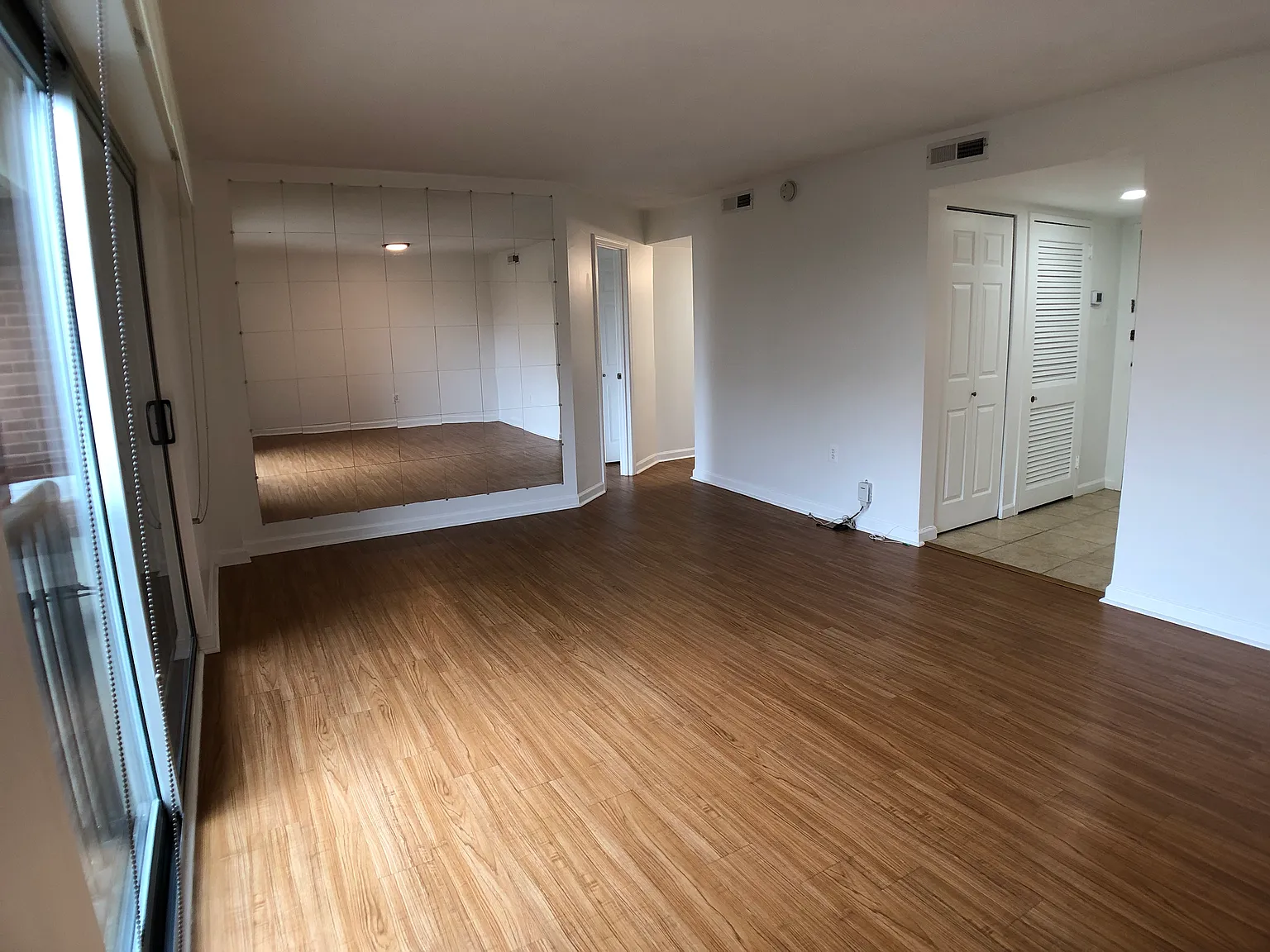 1 bed, 650 sqft, $2,250 — Photo 3