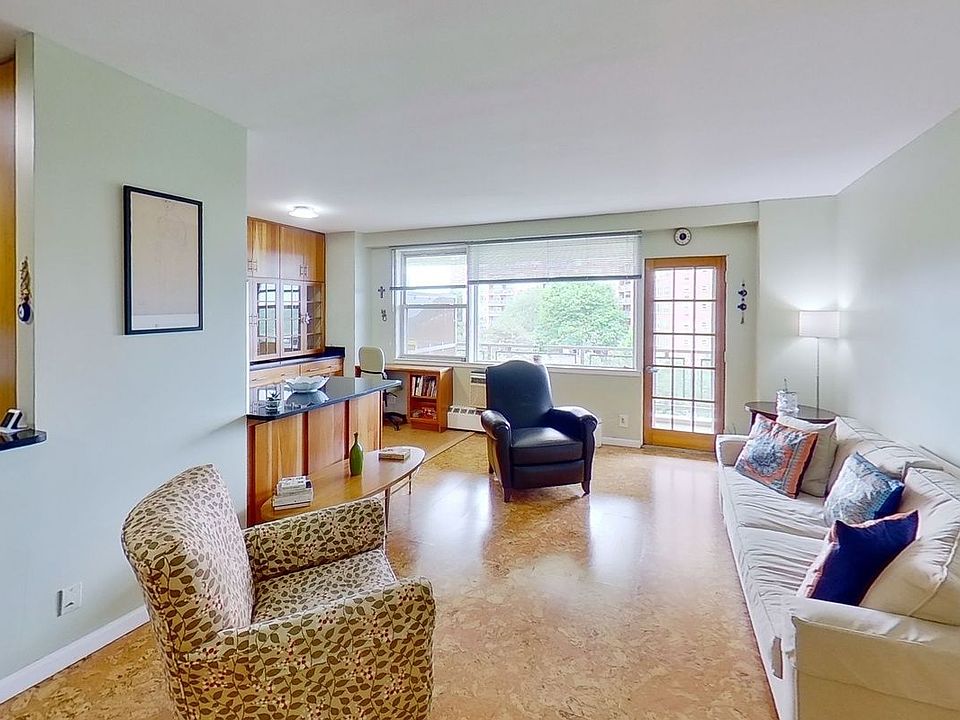 1st image of 5700 Arlington Ave APT 6W