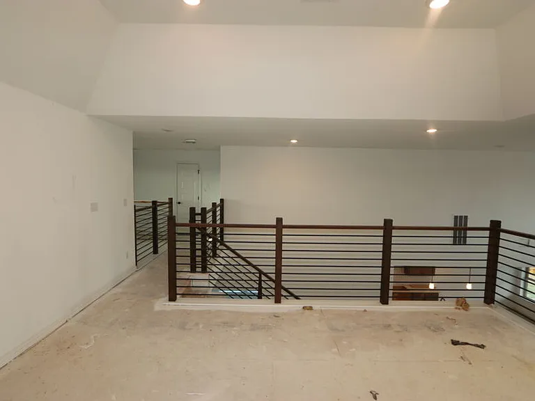 401 Mangold Dr — Photo 10