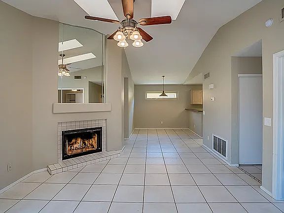 2nd image of 4512 E Grove Ave