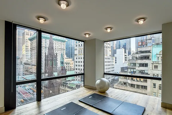 Rented by PocketBroker Inc | media 22