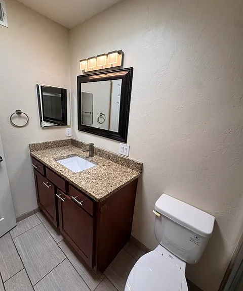 1448 Carmelita Dr — Photo 21