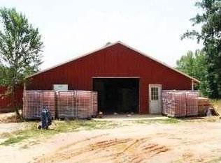 9724 Lavonia Rd, Carnesville, GA 30521