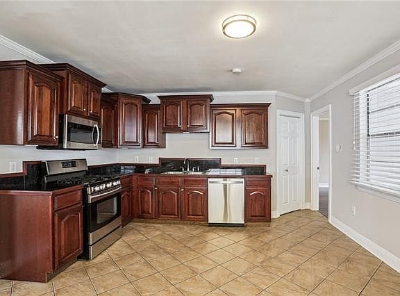 5th image of 2909 Ivy Pl