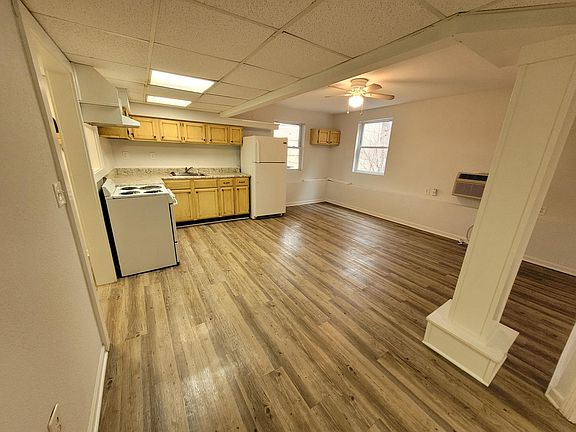 2nd image of 4617 Harrison St APT C