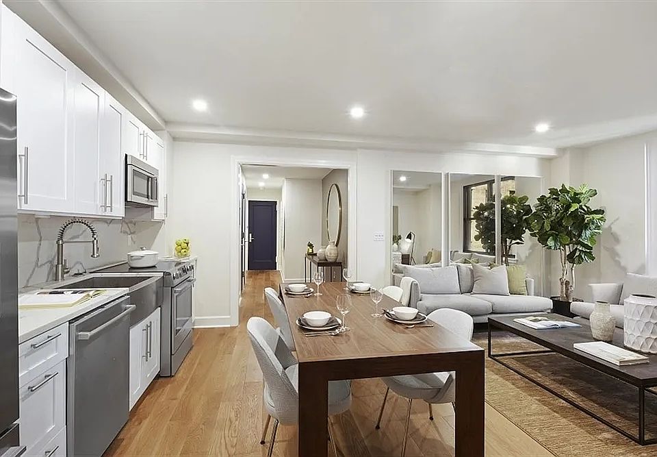 1st image of 160 E 48th St #13A1