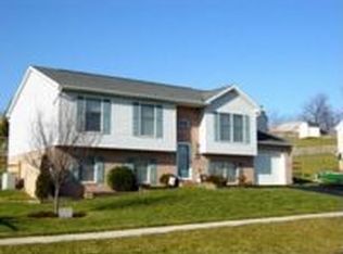 48 Amanda Dr, Smithsburg, MD 21783