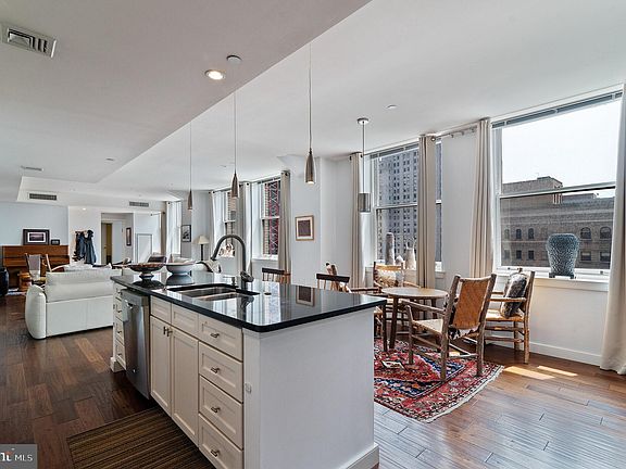 5th image of 111 S 15th St #1707-09