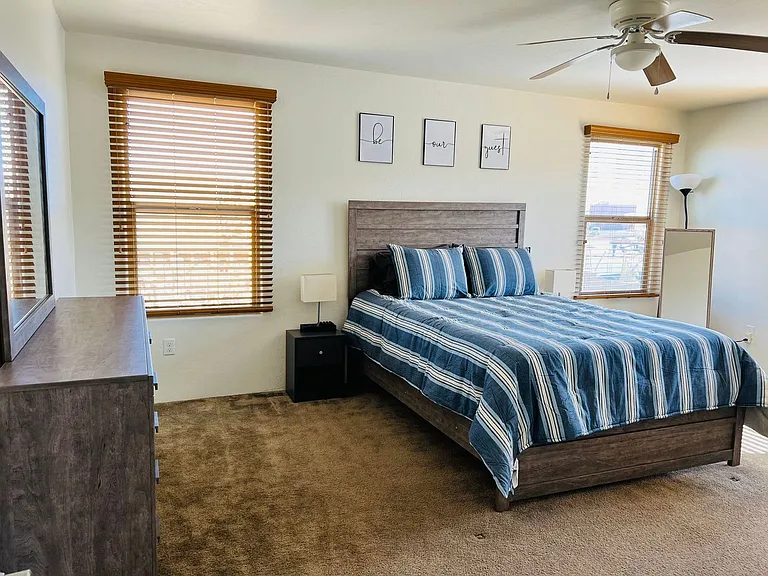 2090 Cascadia Dr — Photo 7