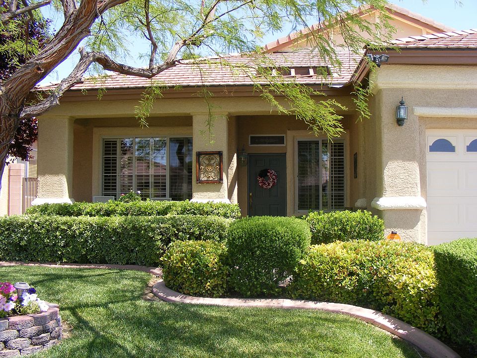 2nd image of 9122 Royal Monarch Ct