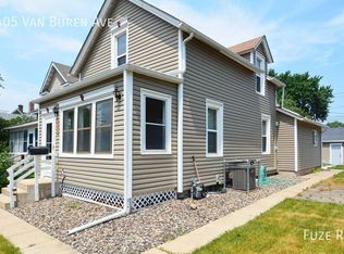 405 Van Buren Ave, Saint Paul, MN 55103