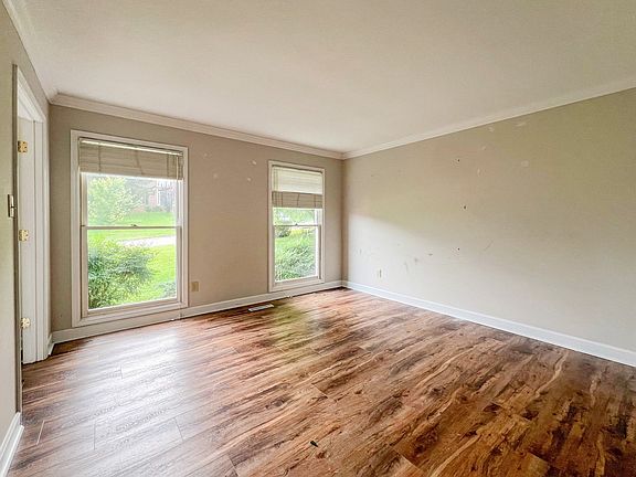 4th image of 1321 Shadybrook Cove Ln