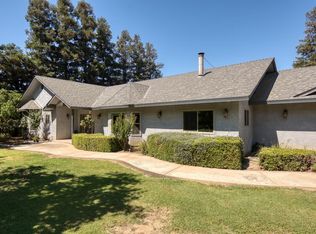 1017 Merriam Rd, Hickman, CA 95323