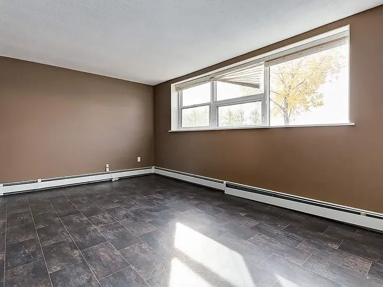 233 Bradbrooke Dr #13 — Photo 10