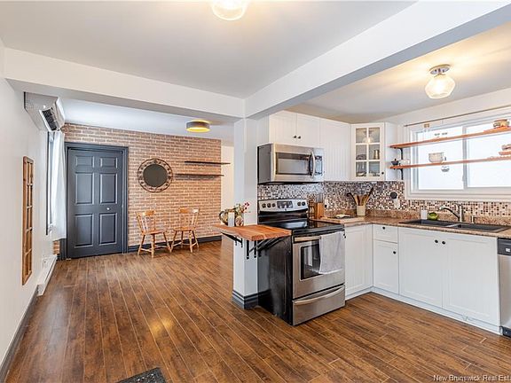 2nd image of 94 Wilsey Rd