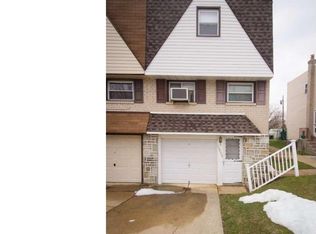 2808 Shipley Rd, Philadelphia, PA 19152