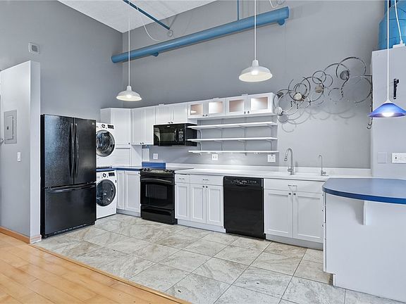 5th image of 5850 Centre Ave APT 210