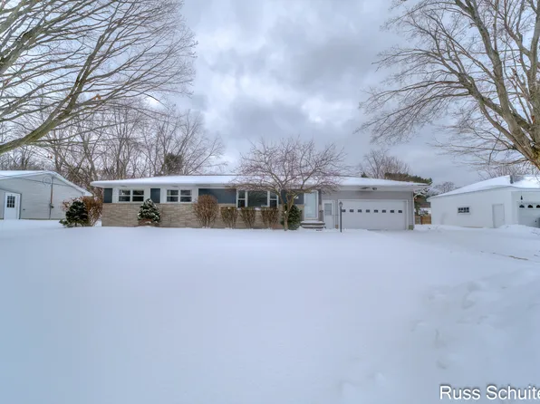 5080 McDowell St, Muskegon, MI 49441