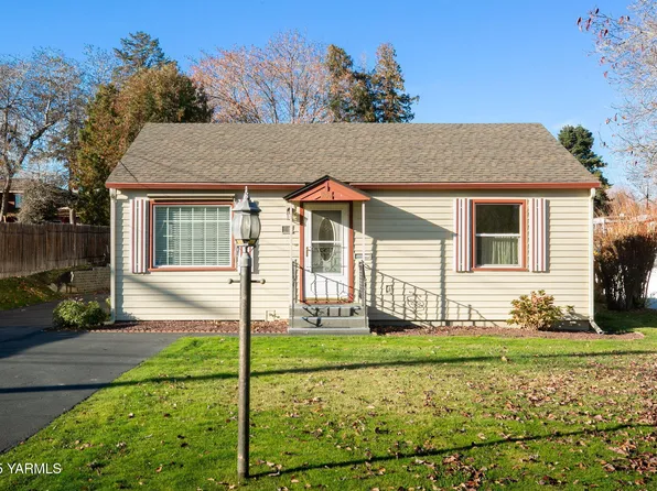 204 N 32nd Ave, Yakima, WA 98902