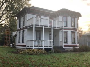 38787 N Main St, Scio, OR 97374