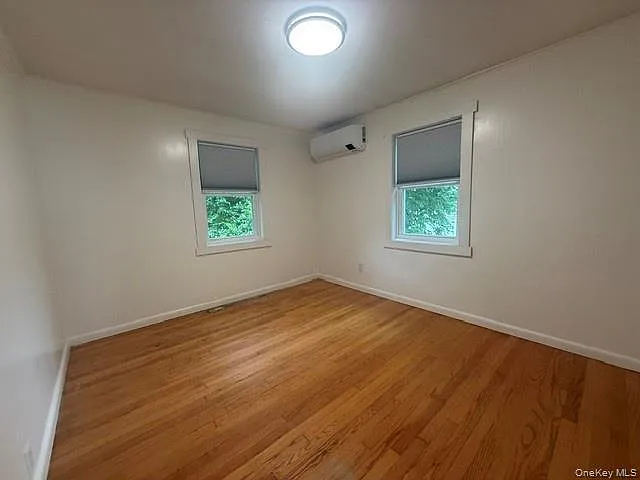86 W Mombasha Rd — Photo 10