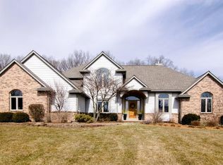 9336 Yorkshire Dr, Saline, MI