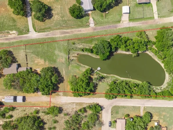 3504 Longhorn Ln, Brownwood, TX 76801