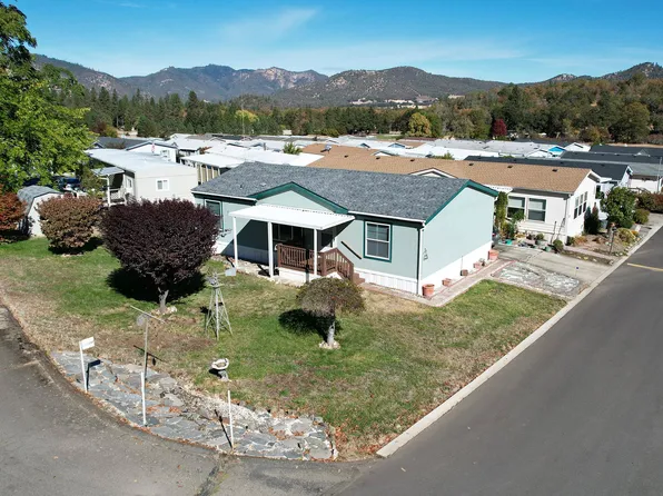 8401 Old Stage Rd Unit 70, Central Point, OR 97502
