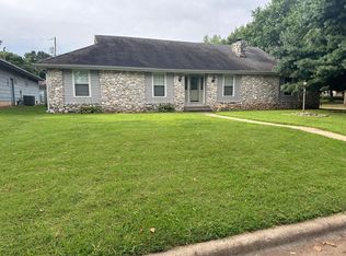706 E Rosebrier St, Springfield, MO 65807