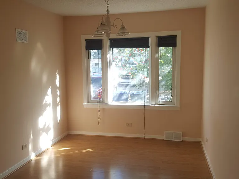 1302 Elliott St — Photo 19