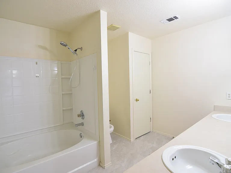 4505 Blueduck Dr — Photo 15