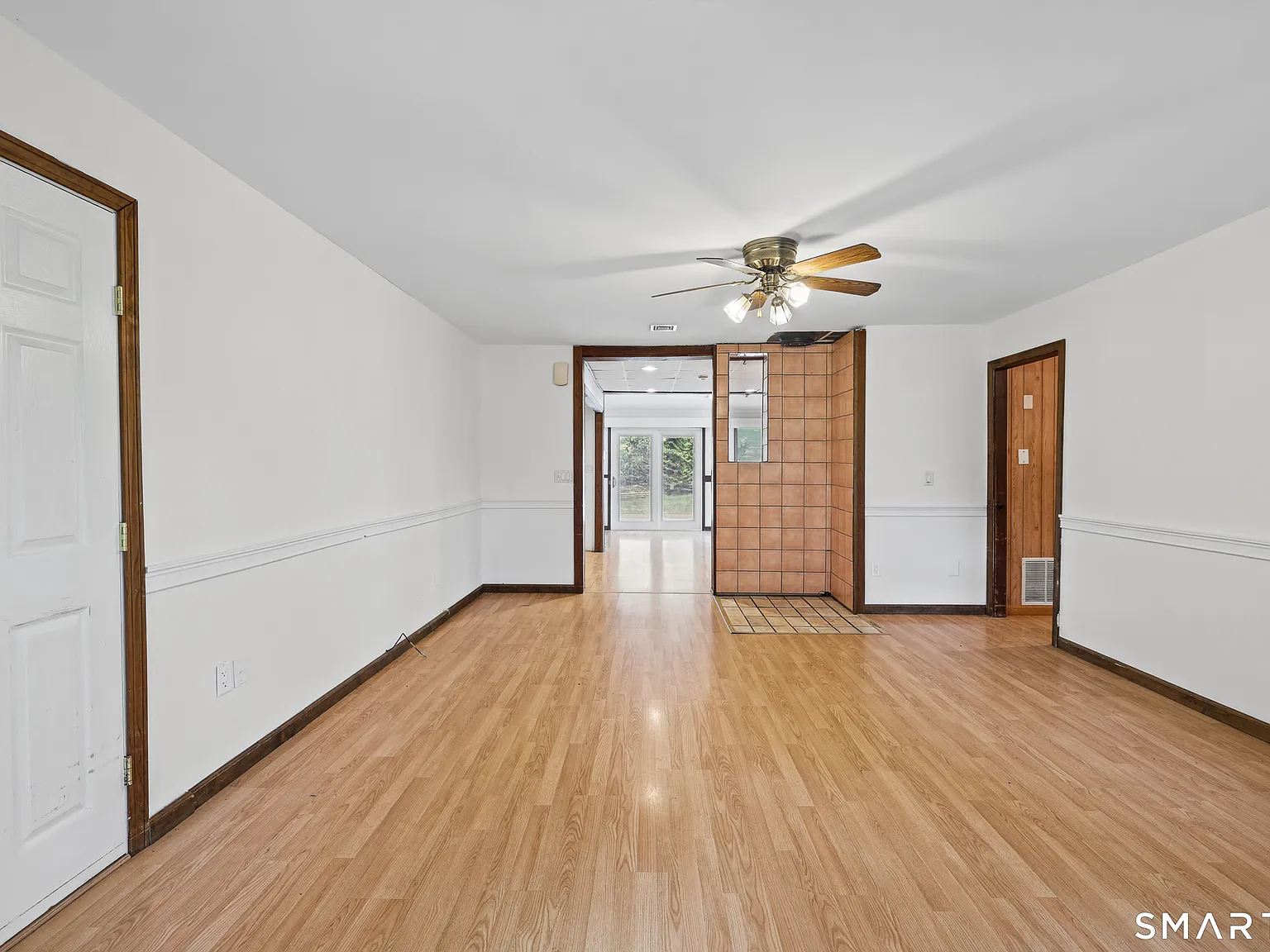 4 bed, 2.0 bath, 3043 sqft, $4,800 — Photo 3
