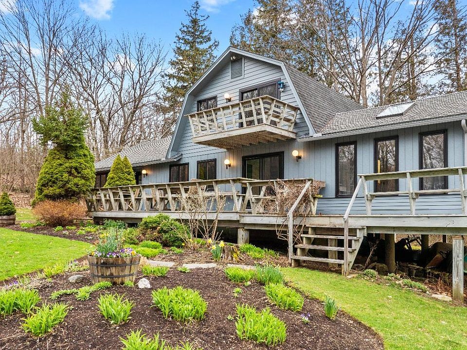 9 West St, Craryville, NY 12521 Zillow