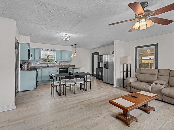 3rd image of 104 Begley Ln