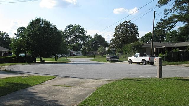 2nd image of 5542 Tappan Ct