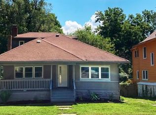 5825 Woodland Ave, Kansas City, MO 64110