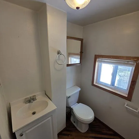 11934 Goodview Ave — Photo 41