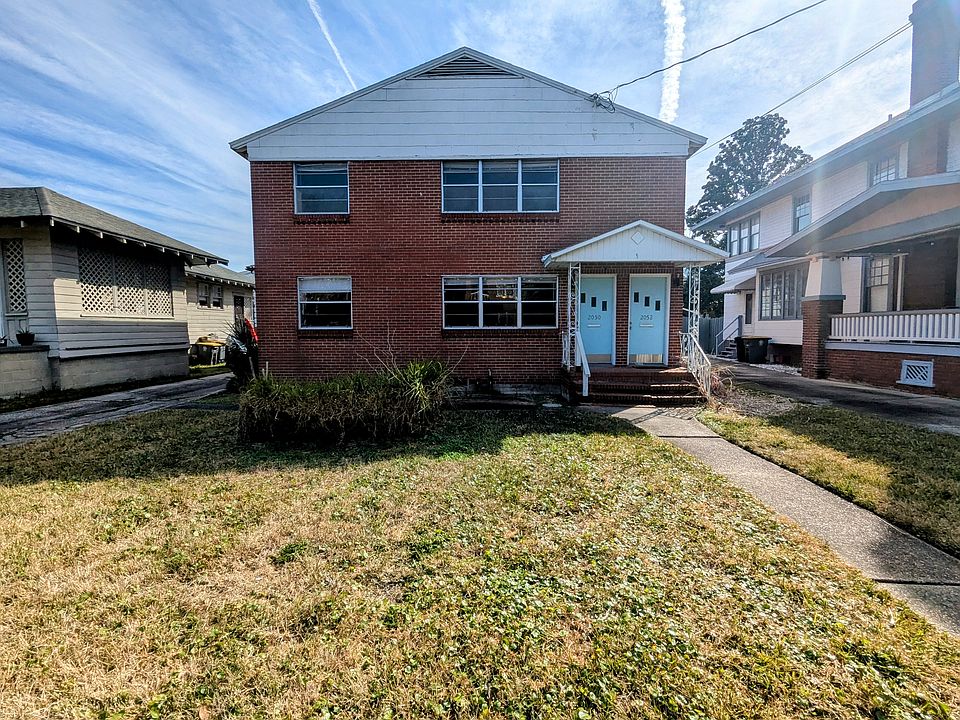 1st image of 2050 College St