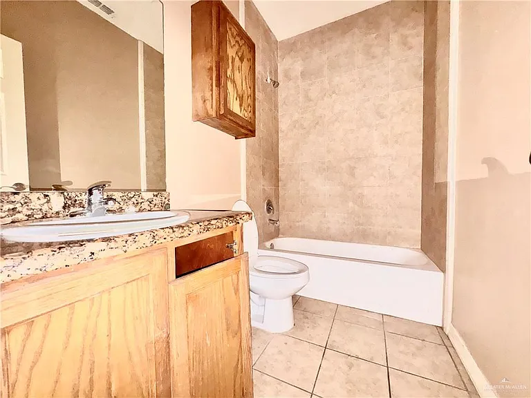 2703 E Garfield Ave #A — Photo 9