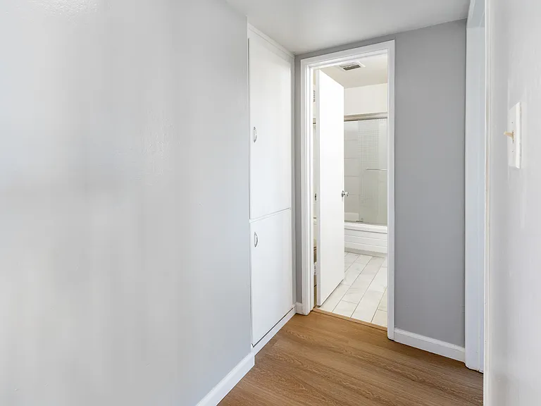 3077 Los Prados St #209 — Photo 20