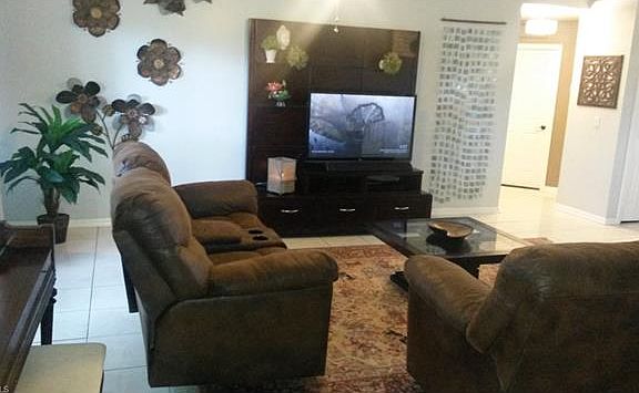 4th image of 707 Hibiscus Ave