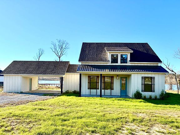 2nd image of 131 Legand Ln