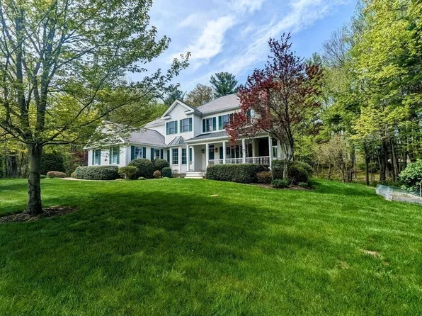 37 Brackett Hill Rd, Charlton, MA 01507