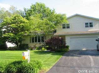 408 Branchwood Dr, Liverpool, NY 13090