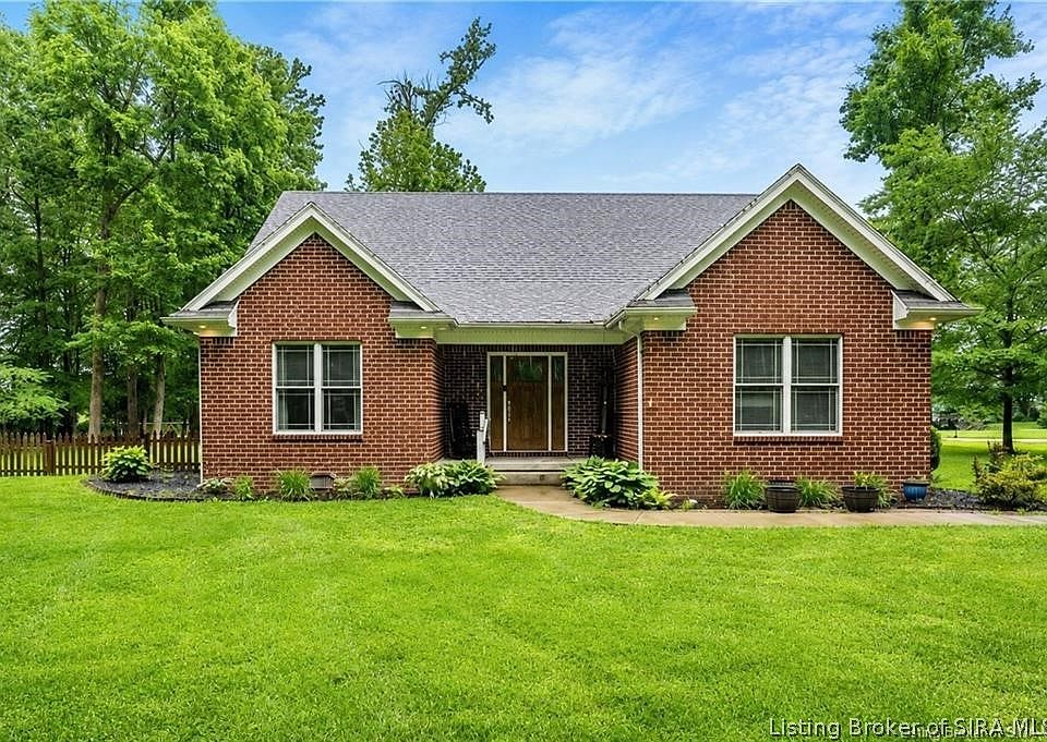 1st image of 1797 W Wisteria Lane