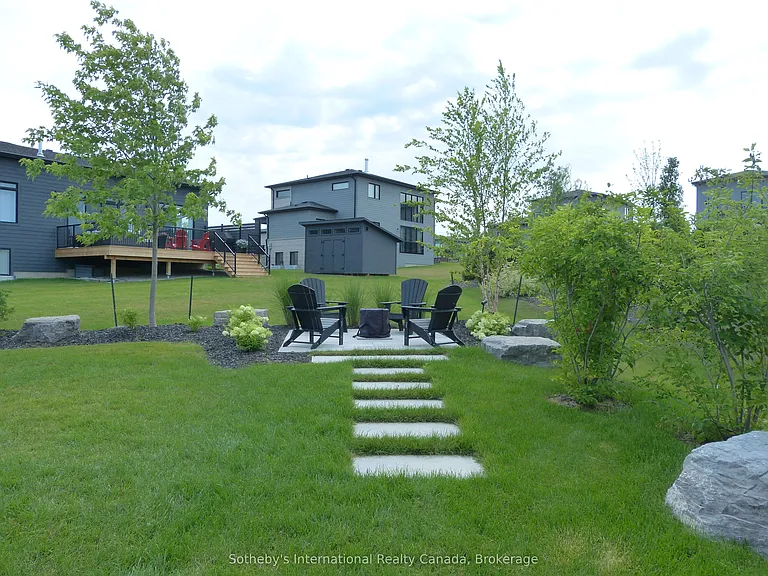 102 Sladden Ct — Photo 25